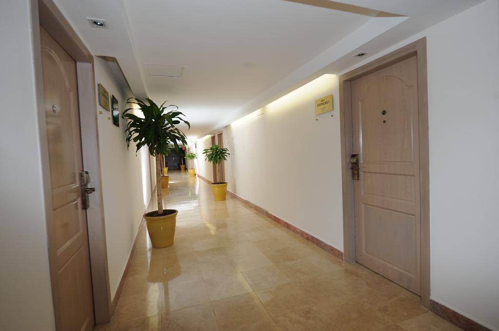 Imperio De Angeles Executive Leon Poliforum 外观 照片