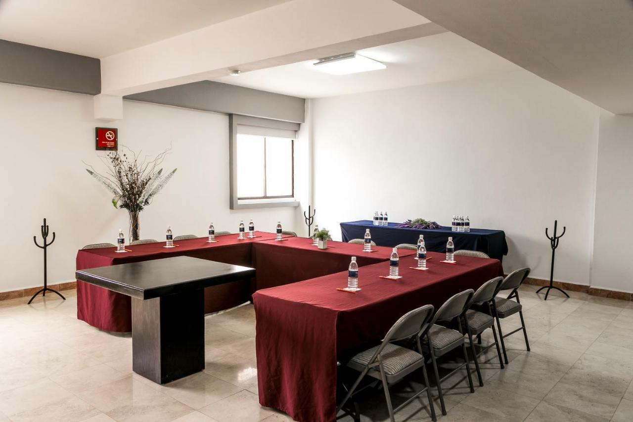 Imperio De Angeles Executive Leon Poliforum 外观 照片